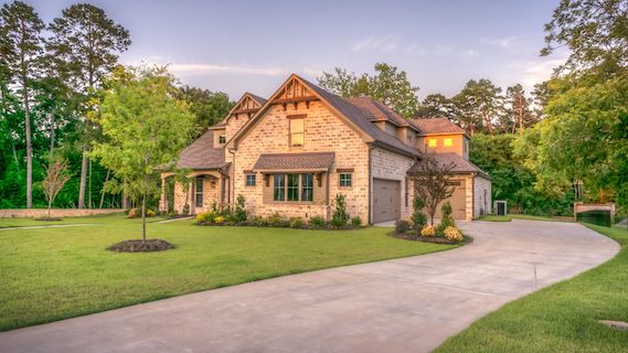 Habillage aluminium et PVC recouvrement bandeaux surfaces sur-mesure Lyon Villeurbanne Saint-Genis-Laval