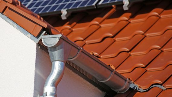 Remplacement chéneaux faîtages diagnostic installation professionnelle